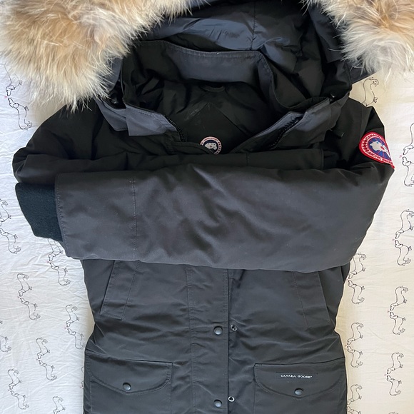 Canada goose Trillium Parka. - Picture 5 of 8